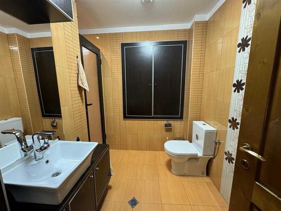 Дава се под наем Къща в Габрово, Център - 220 кв.м за 765 € - Снимка #8