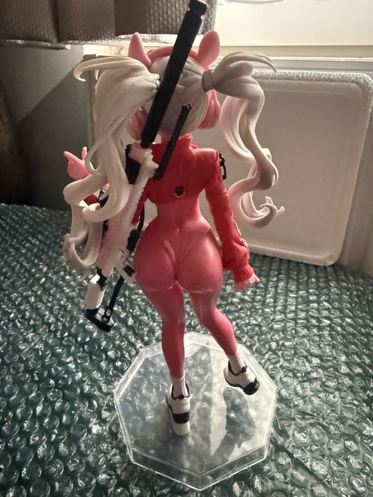 Figurina anime pink, pvc doll 24cm