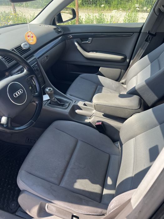 AUDI A4 Avant 2004 — imagine 4