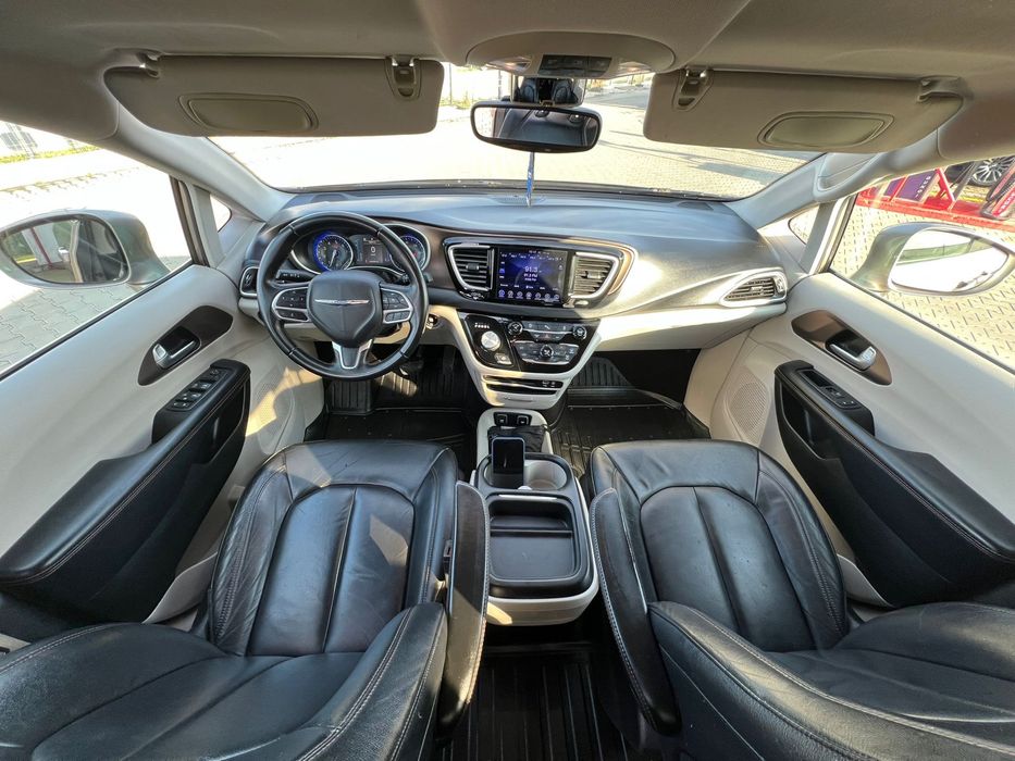 Chrysler Pacifica 3.6B//E6//2017//7Locuri//