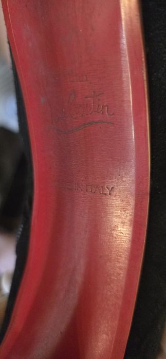Продам Louboutin батильоны полусапожки