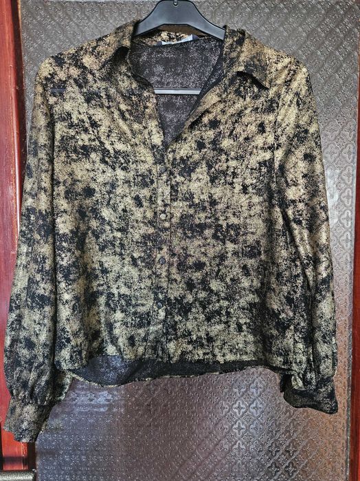 Zara златиста блуза размер М