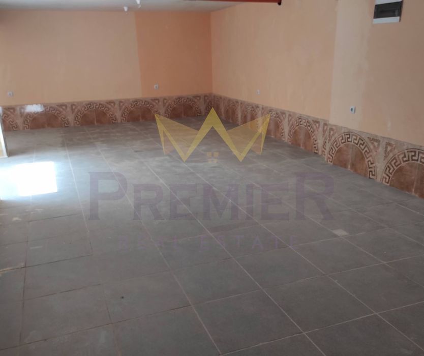 Продава се Магазин в Варна, Колхозен пазар - 108 кв.м за 649 €/кв.м - Снимка #2