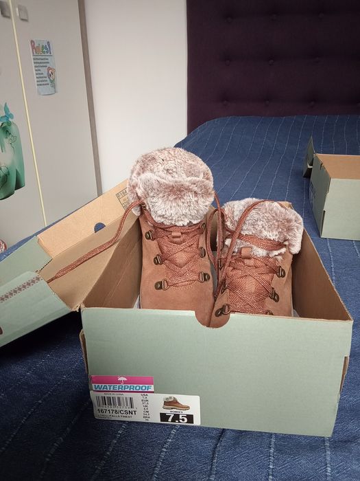 Ghete Skechers Waterproof Nr. 37,5