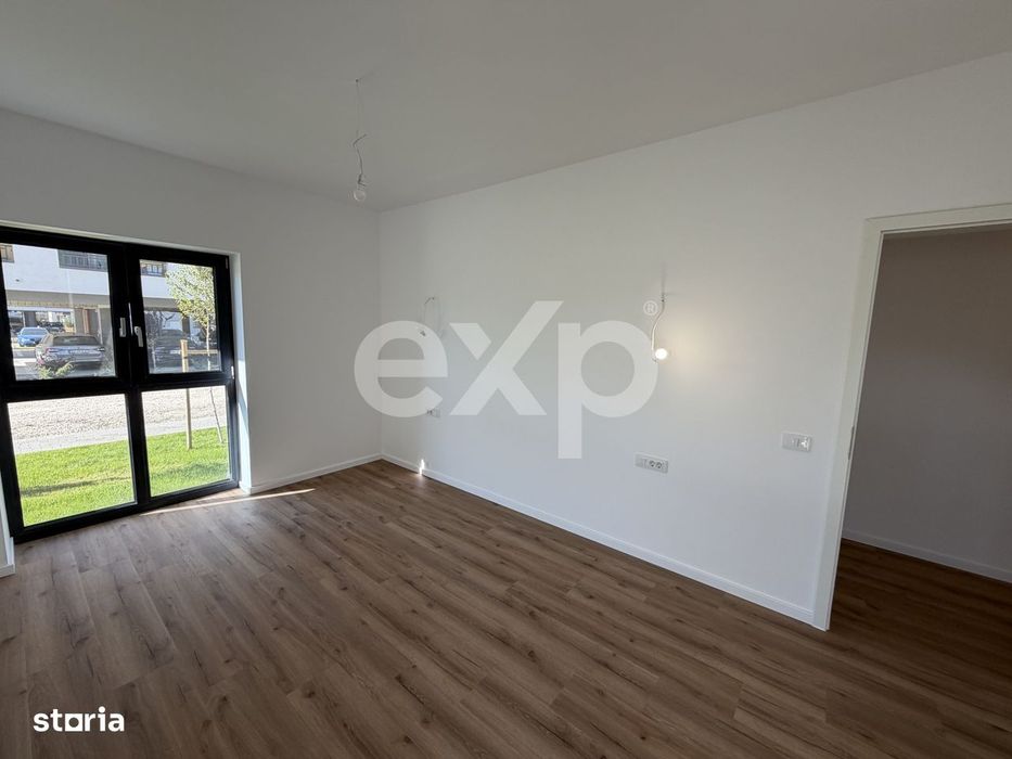 Apartament 3 camere 2 bai ,decomandat, parter, tractorul nou, Coresi