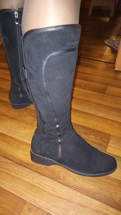 Сапоги женские зимние. Натуральная замша и натуральный мех. Р-р 40