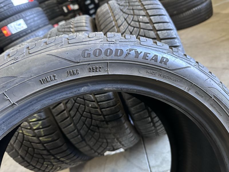 245/45/19 GOODYEAR 2бр