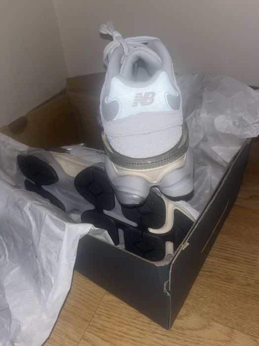 New balance 9060