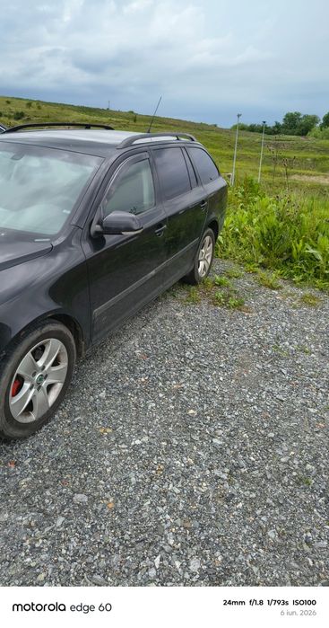 Skoda Octavia 2 cu motor defect(cod motor BLS 1.9 TDI 105cai))