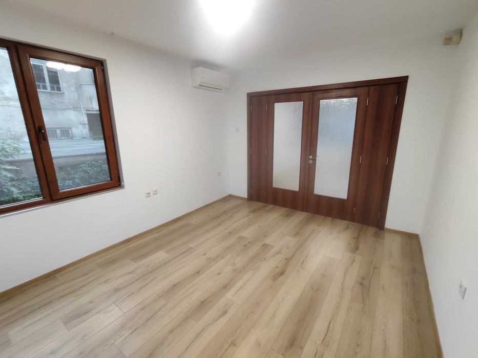 Дава се под наем Офис в Варна, Левски - 110 кв.м за 797.64 € - Снимка #11