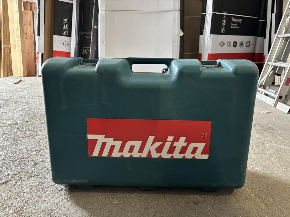 Макита /Makita Ъглошлайф  (ракета, флекс голям) за сухо рязане