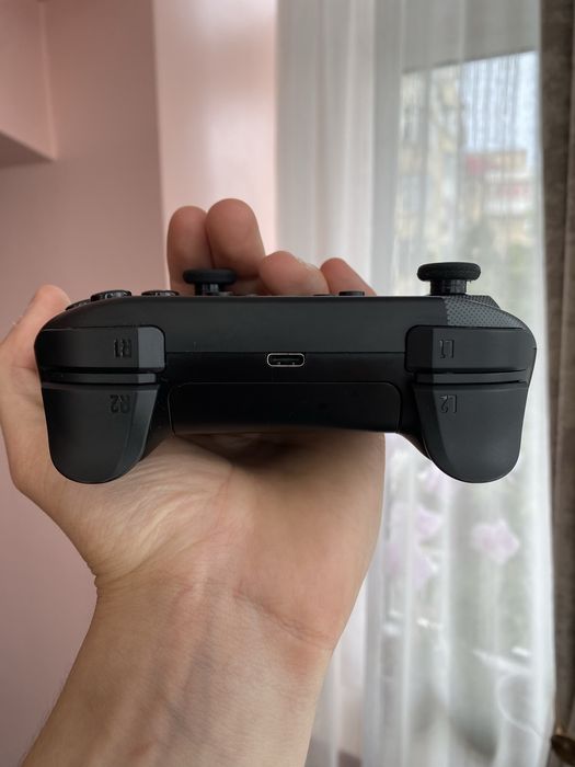 Controller wireless Gamaing-Desing Modern & Confortabil.