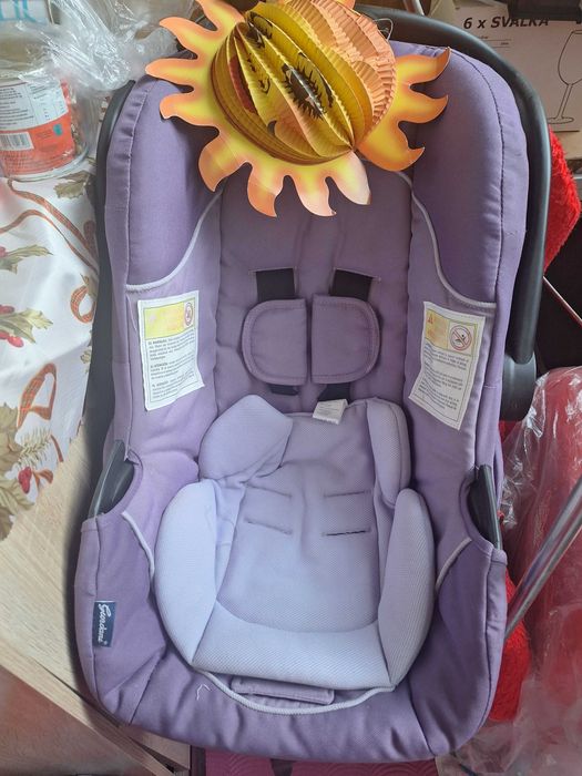 Кошче за кола за бебе