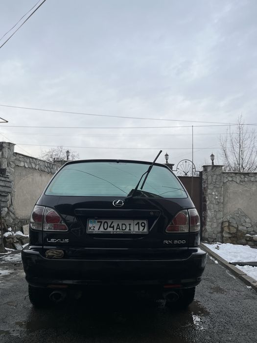 Продам лексус рх 300