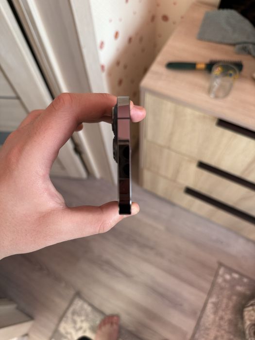 Айфон 13 про продам