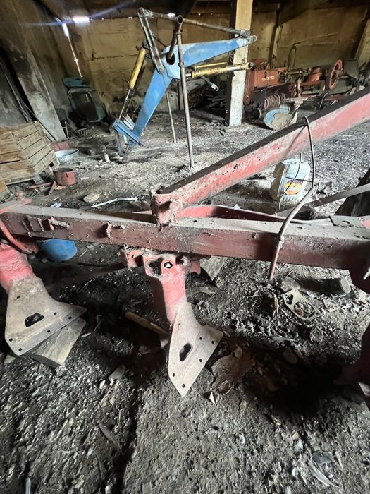 Плуг 4-корпусной от ДТ-75