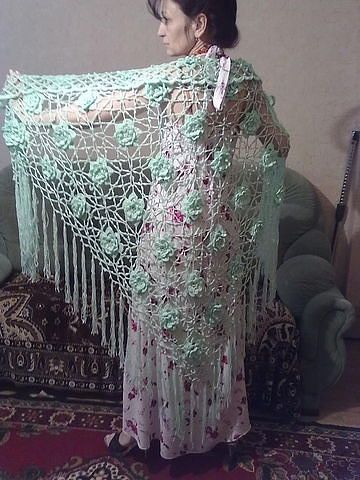 Продам косынкуручной работы