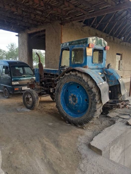 Трактор т40 сотилади