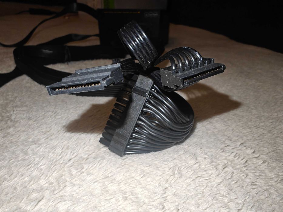 Gigabyte P1000GM 1000w 80 plus gold PSU захранване