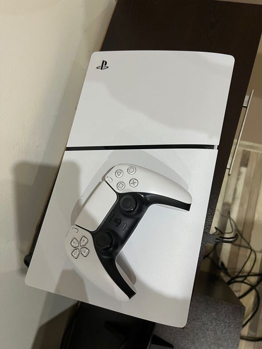 Конзола PlayStation 5 (Slim) - EA Sports FC 26 Bundle 1TB