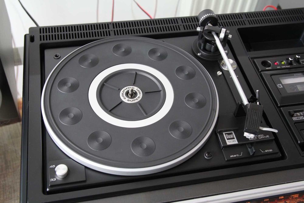 Grundig RPC 200 cu pick-up Dual 1236 complet revizuit cu boxe cadou.