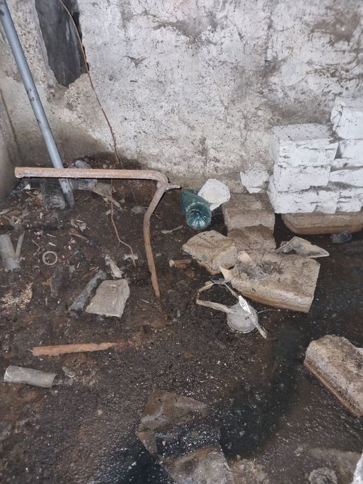 Debarasări subsoluri moloz mobila