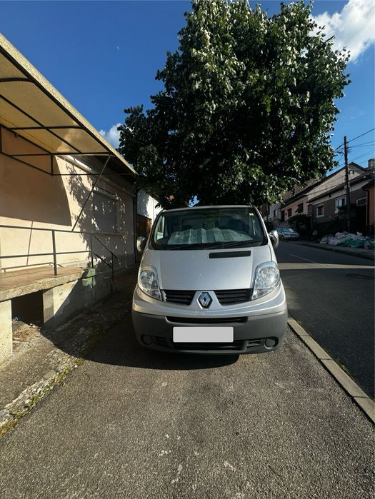 RENAULT Trafic 0 — imagine 2
