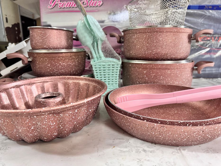 Продам набор кастрюли