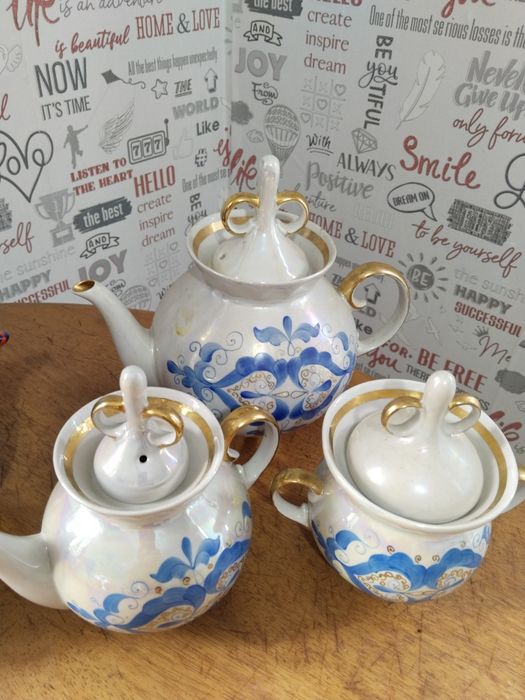 Продаю хрустальные вазы и посуду