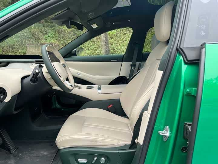 Xiaomi YU7 Max 690hp/760km