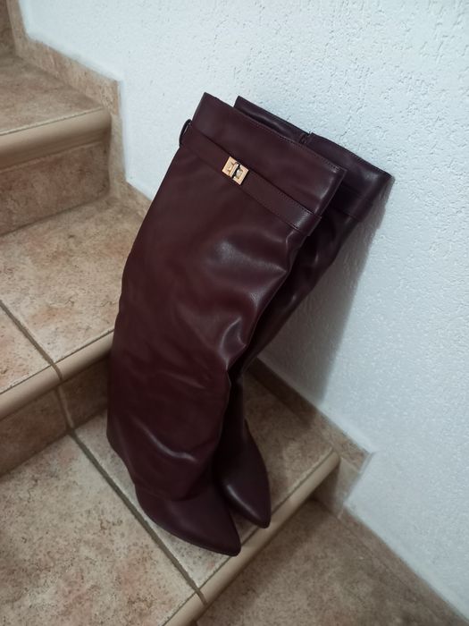 Дамски ботуши бордо