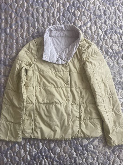 Продам куртку женскую