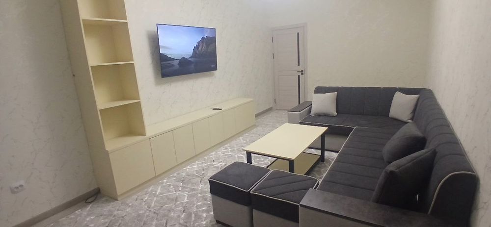 Сдается 3-х комнатная квартира. Все удобства есть. Заходи и живи.