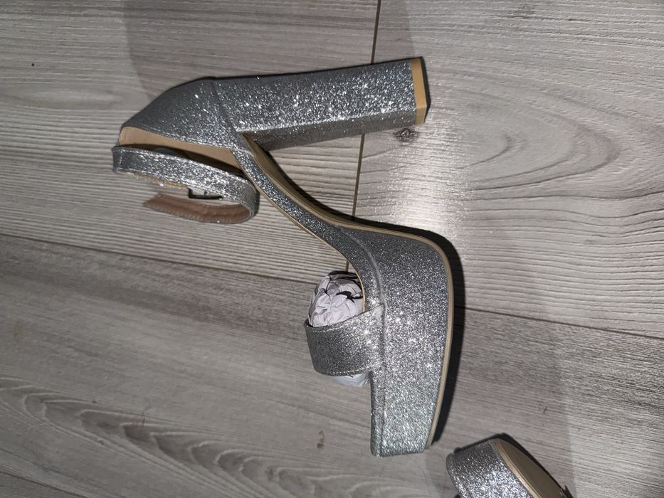 pantofi cu platforma