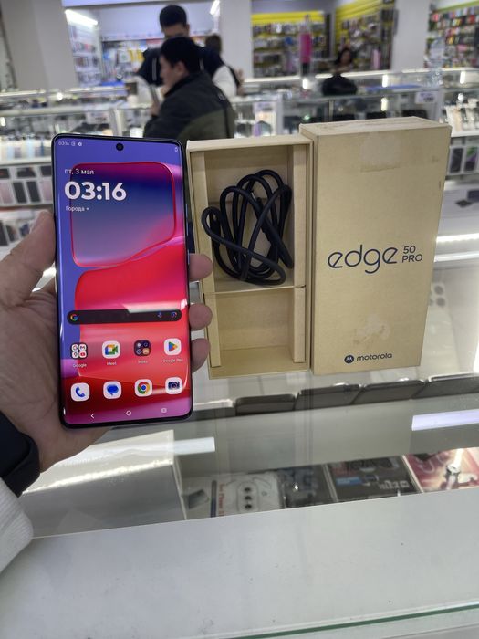 Edge 50 pro 5G 12/512