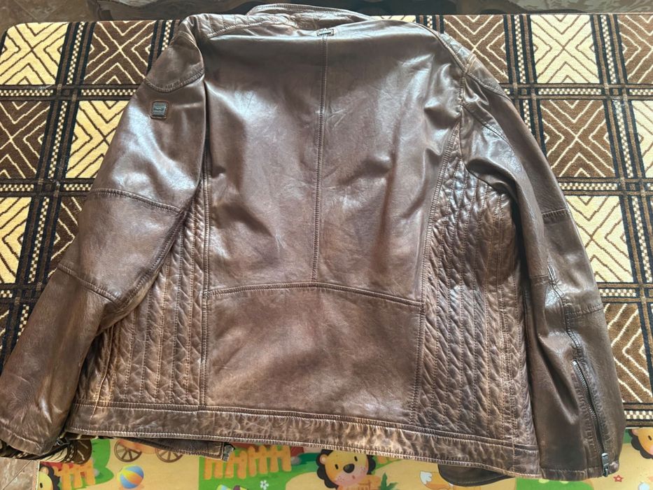 Кожено Яке -размер Л-Кенгураска кожа