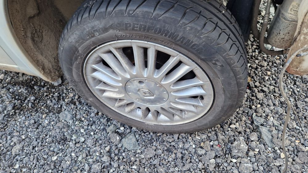 Jante + anvelope vara R16 dot 2025 Megane 2