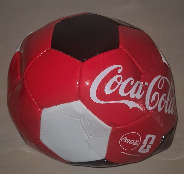 Minge de colecție football Coca Cola 2026