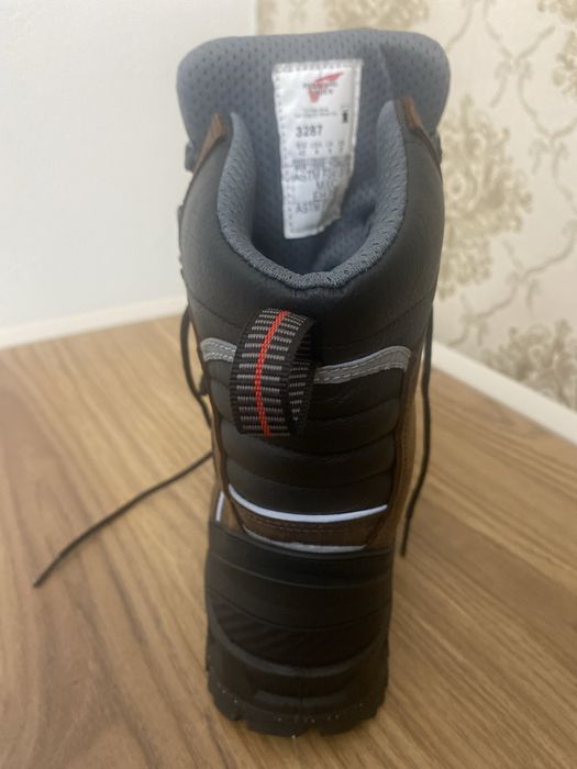 Продам спец. Обувь