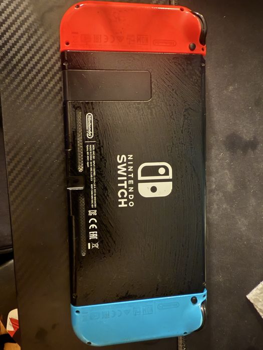 Конзола Nintendo Switch (with neon red & neon blue joy-cons)