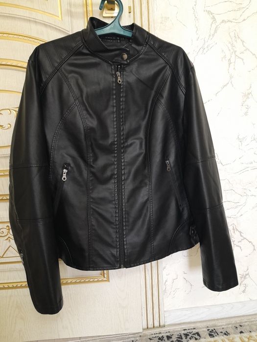 Продам кожанки 15000т.. Новый