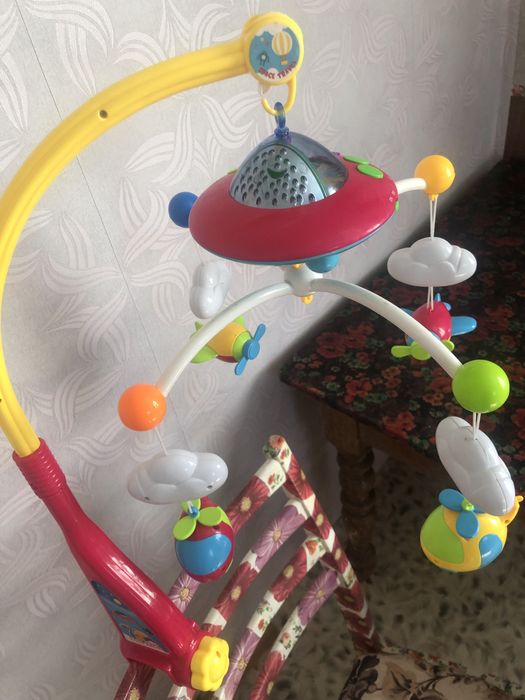 Продам детскую музыкальную игрушку