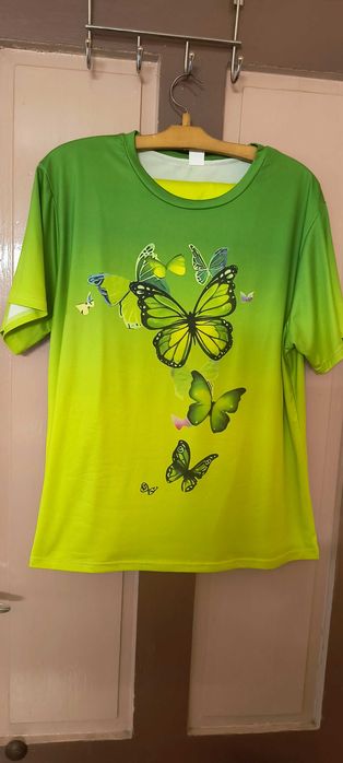 Дамски спортен екип