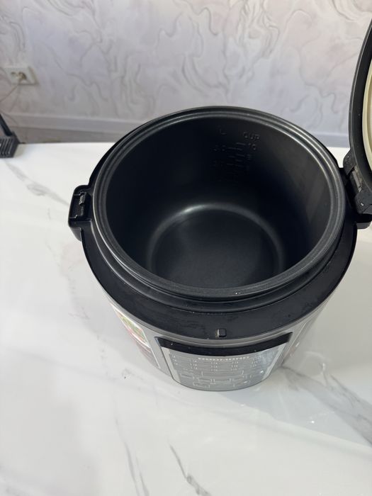 Мультиварка redmond