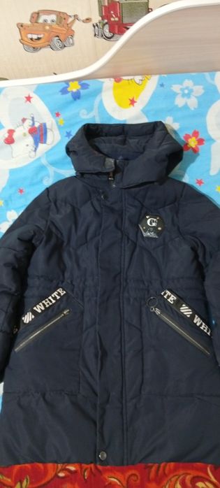 Продам детскую куртку