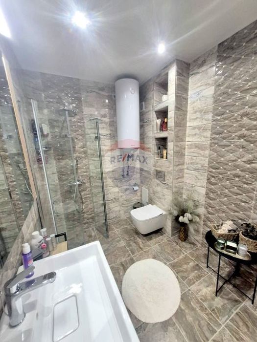 Продава се Тристаен апартамент в к.к. Златни пясъци - 118 кв.м за 1657 €/кв.м - Снимка #11