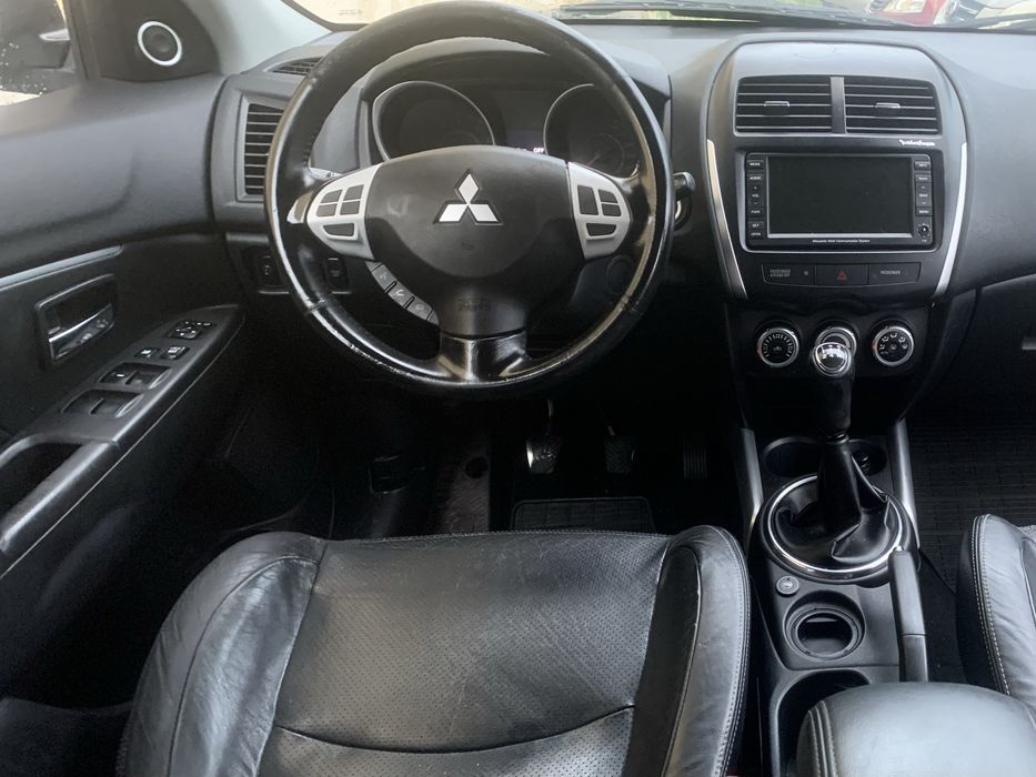 Mitsubishi ASX I.6 benzina + GPL * RAR efectuat * GARANTIE * Livrare * Camera * Pano * Piele * GPS * Scaune incalzite * Carlig * Xenon * LIVRARE *