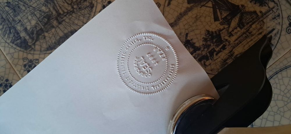 Stampila uscata emboser