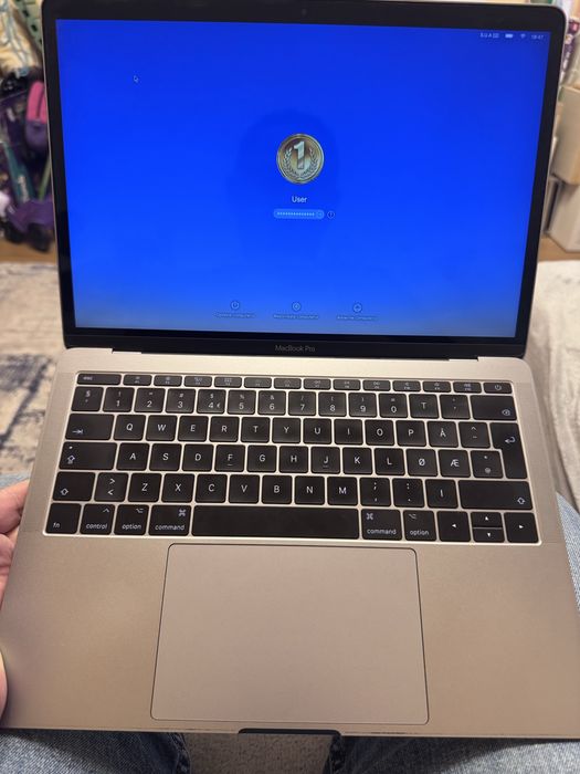 Macbook pro A1708