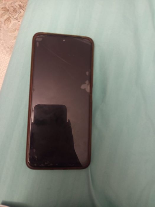 Продам телефон редми